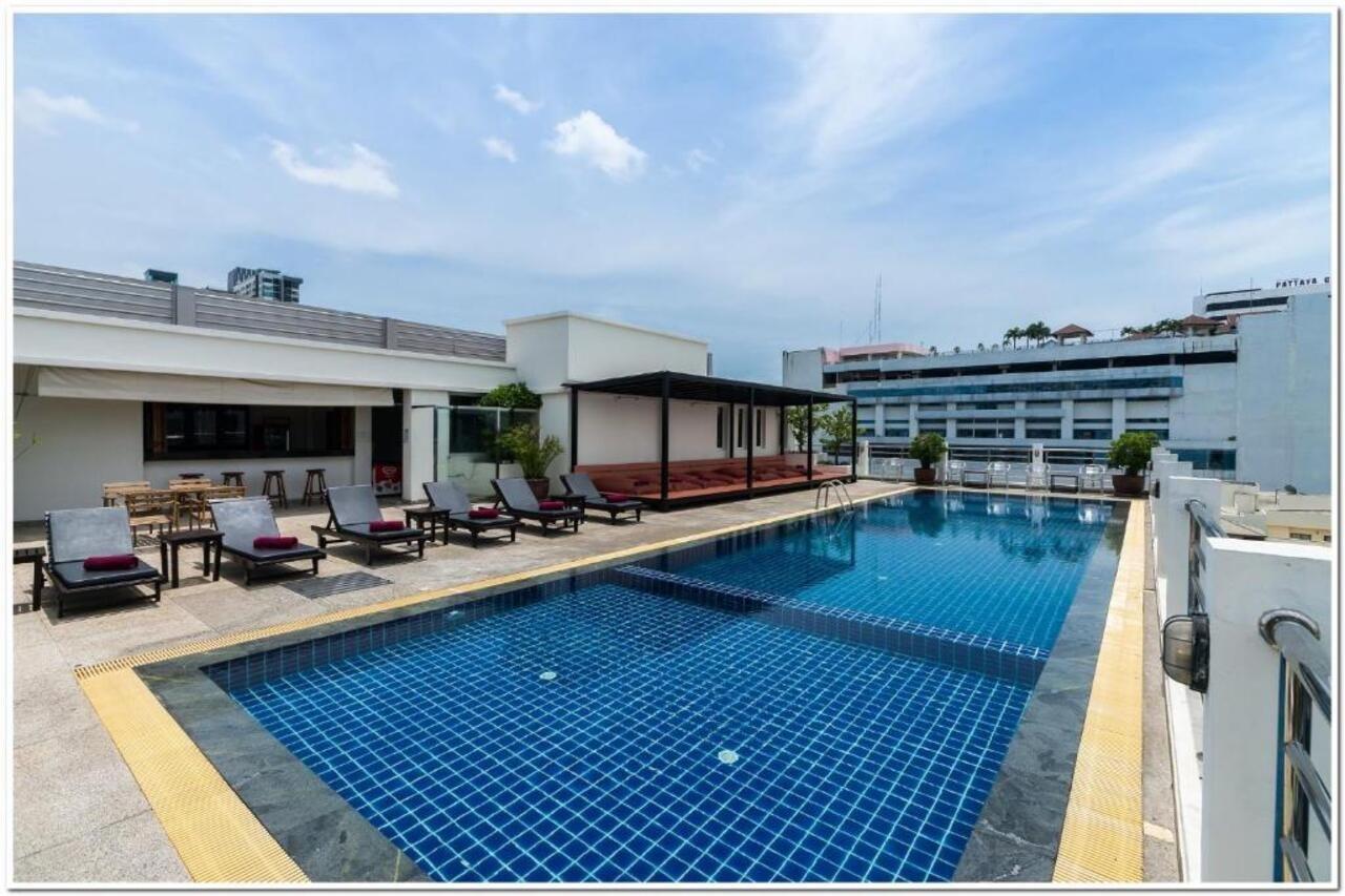 Sea Me Spring Hotel Pattaya Εξωτερικό φωτογραφία